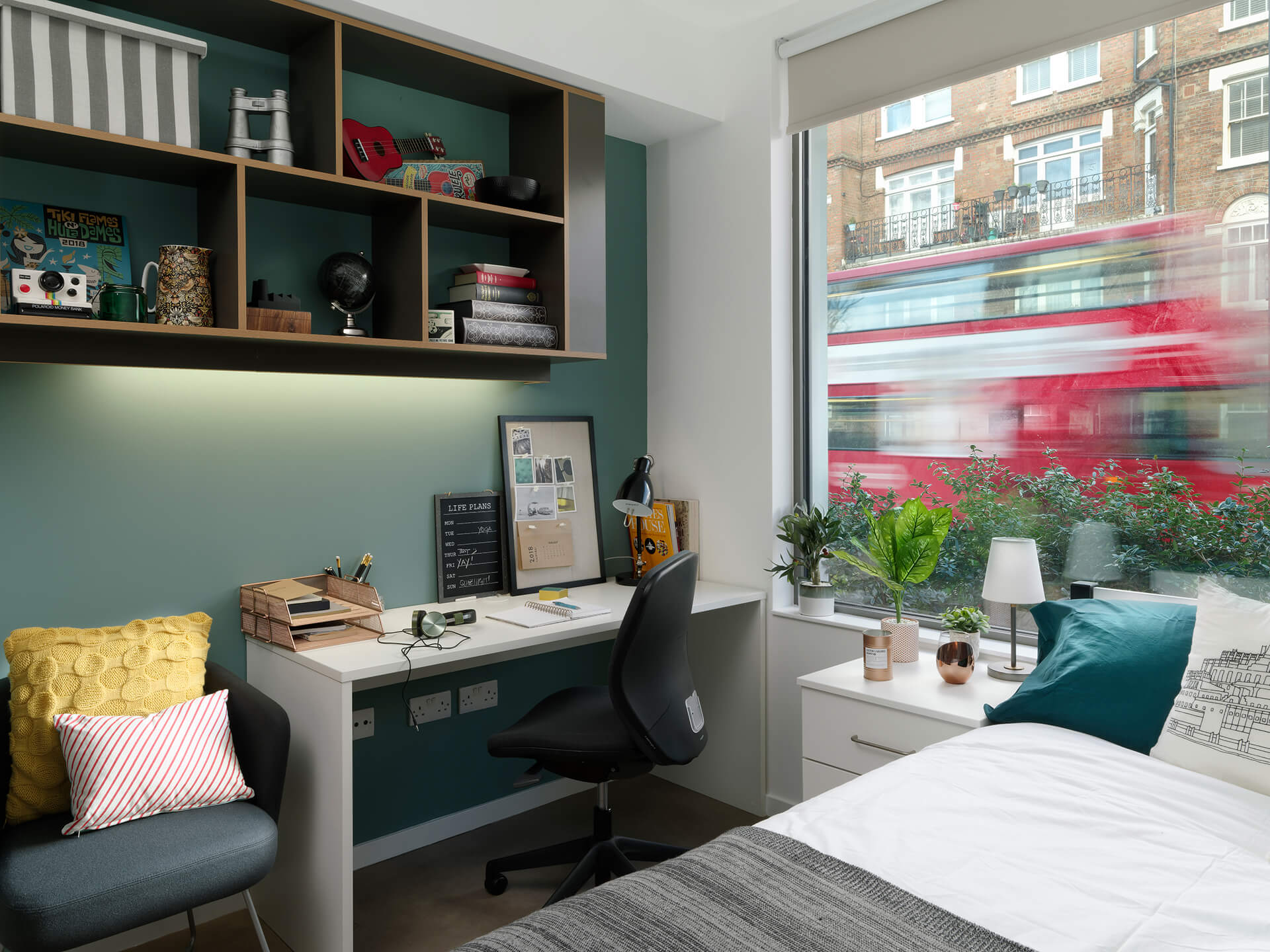 Ravenscourt apartment bedroom