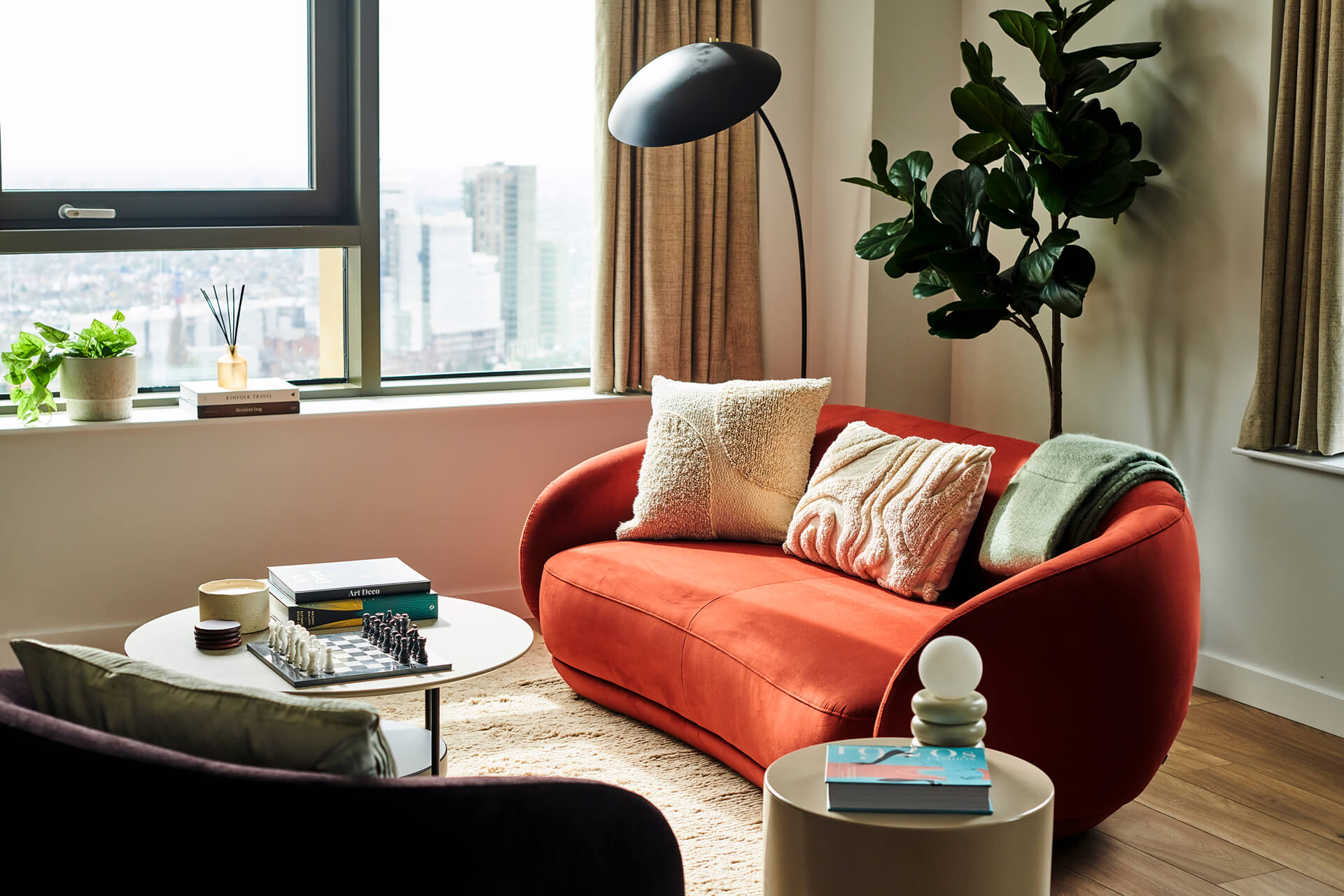 Uncle Acton 2 bed apartment