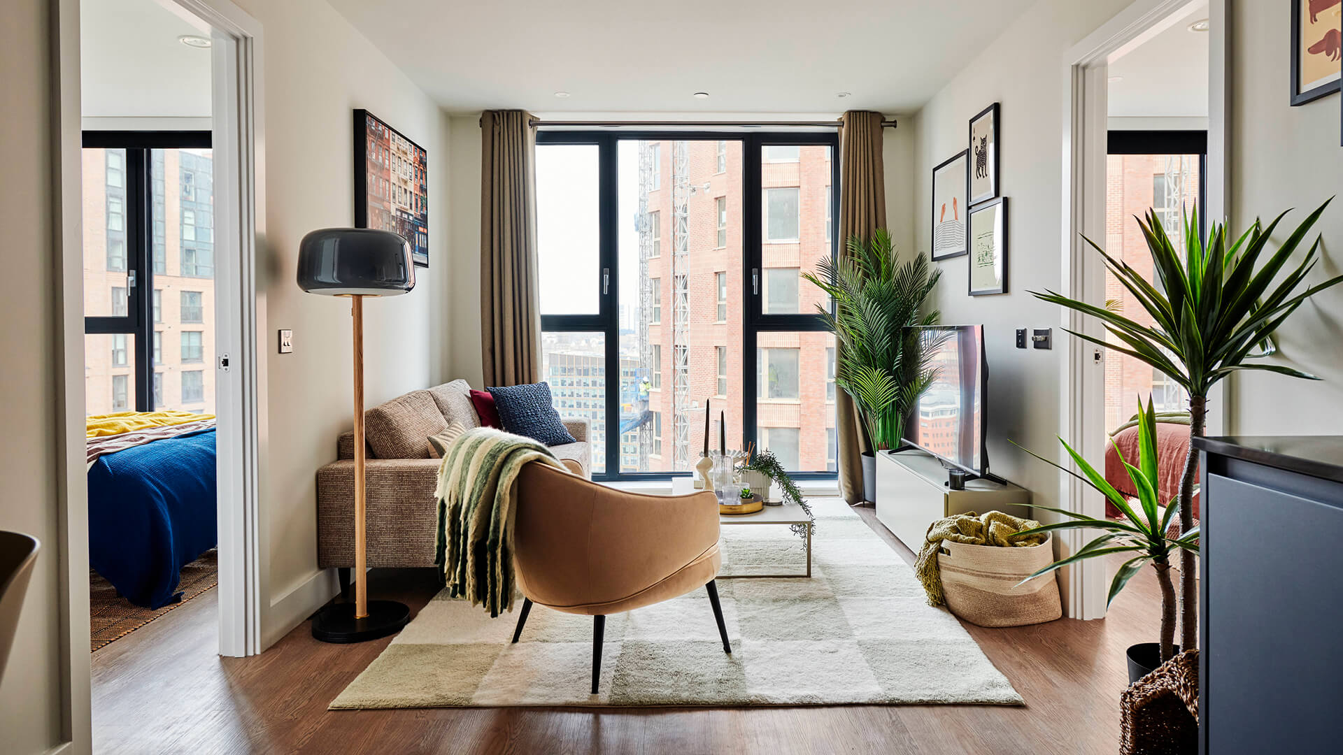 Uncle Leeds apartment